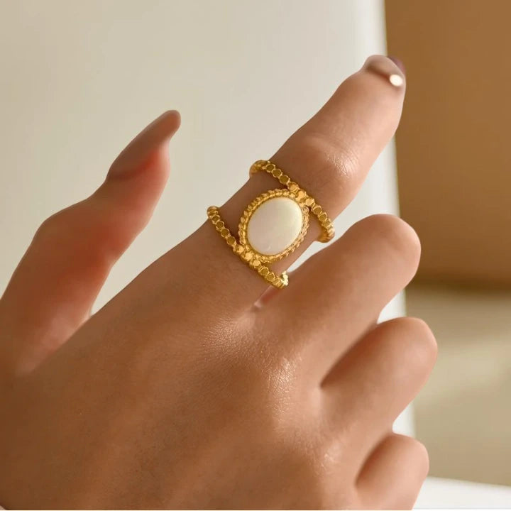 ALAIA RING | Steel and Irregular Crystal 