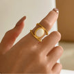 ALAIA RING | Steel and Irregular Crystal 